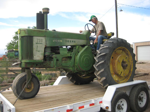 Loading-730 Loading-730